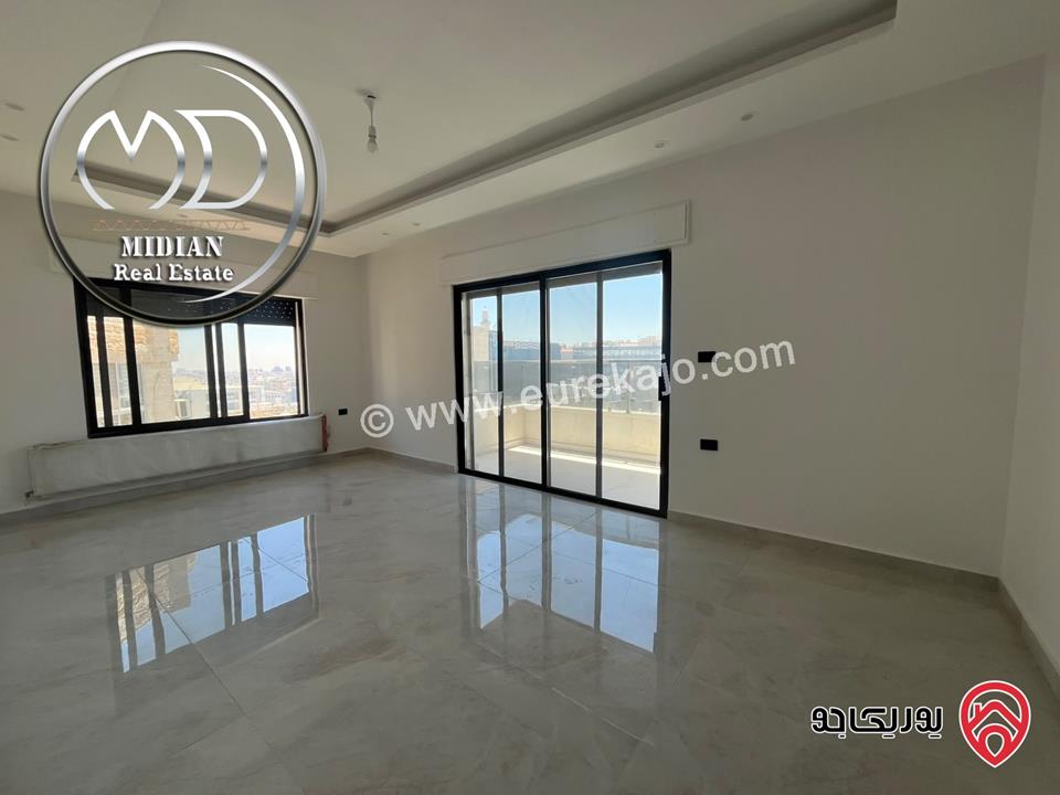 شقة جديدة فارغة للايجار في عمان - خلدا مساحة 150م طابق ثاني تشطيبات و ديكورات فاخرة اطلالة جميلة بسعر مميز جداً