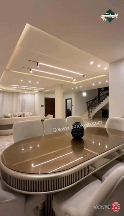 فيلا حديثة مساحة 720م على أرض 250م للبيع في عمان - دابوق 