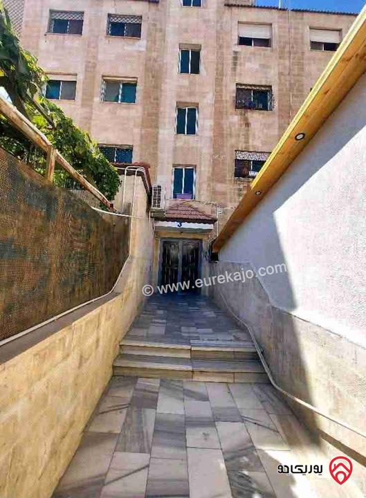 شقة طابق أرضي مساحة 133م داخلي و 30م خارجي للبيع في عمان - البيادر