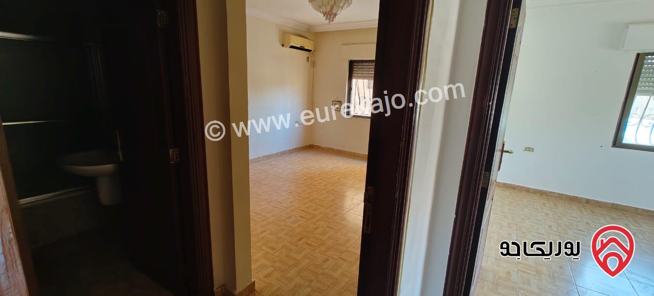 شقة مساحة 135م طابق أول للبيع في عمان - ضاحية الاستقلال بالقرب من مستشفى حمزة