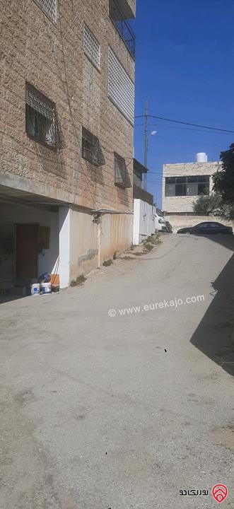 شقة أرضية مساحة 133م داخلي و 80م خارجي للبيع في عمان - البيادر