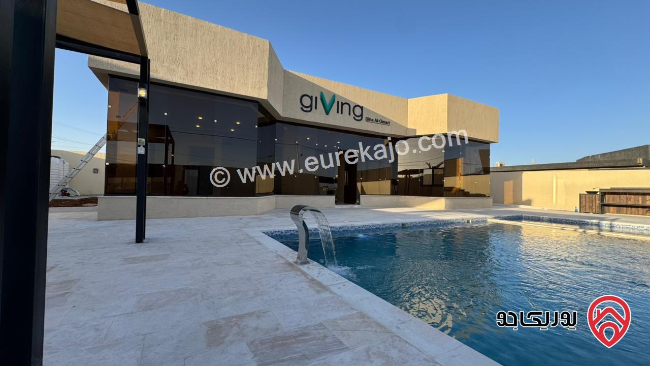 شاليه مودرن مساحة 100م على أرض 500م للبيع في عمان - على طريق المطار خلف جامعة الاسراء بنظام التقسيط المباشر مع المالك 