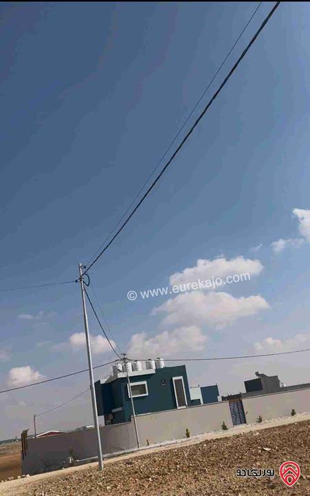 ارض مساحة 660م للبيع في عمان - القسطل طريق المطار 
