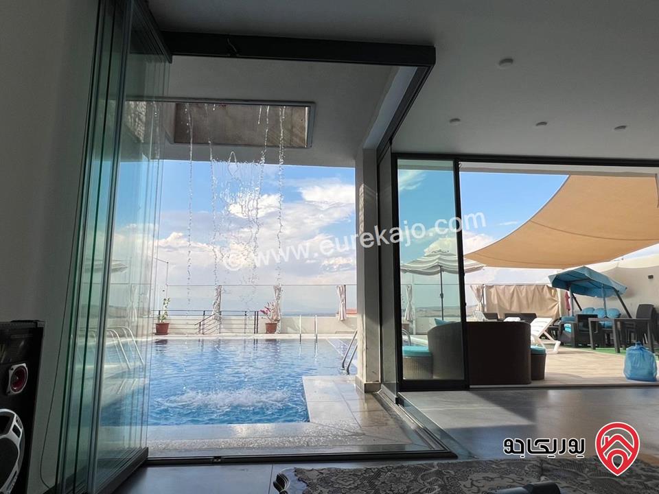 شاليه فخم جدا مساحة الأرض 311م على شارعين ومساحة البناء 220م للبيع في البحر الميت - الروضة 