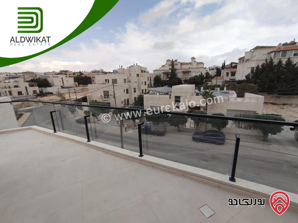 روف للبيع في عمان - دابوق مساحة البناء 190م ومساحة الترس 190م