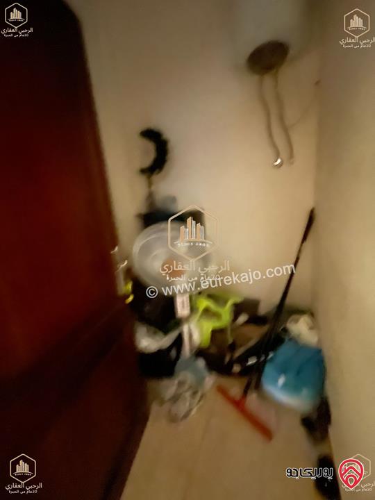 شقة فارغة مساحة 140م طابق ثالث للايجار في عمان - أم السماق