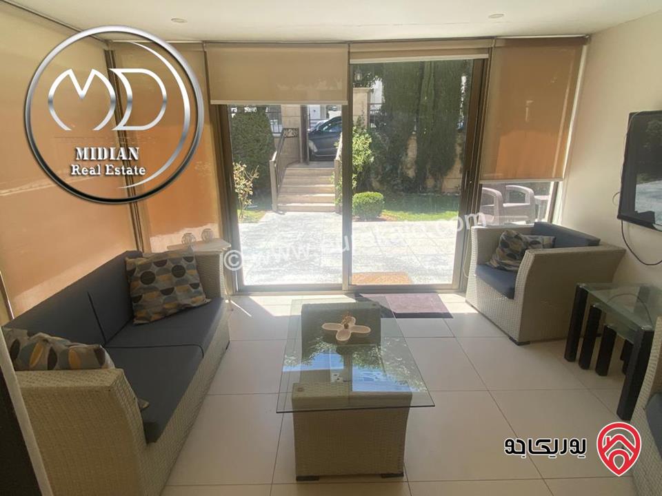 شقة أرضية دوبلكس للبيع في عمان - ضاحية النخيل مساحة 275م مع ترس و حديقة 200م تشطيبات سوبر ديلوكس بسعر مميز