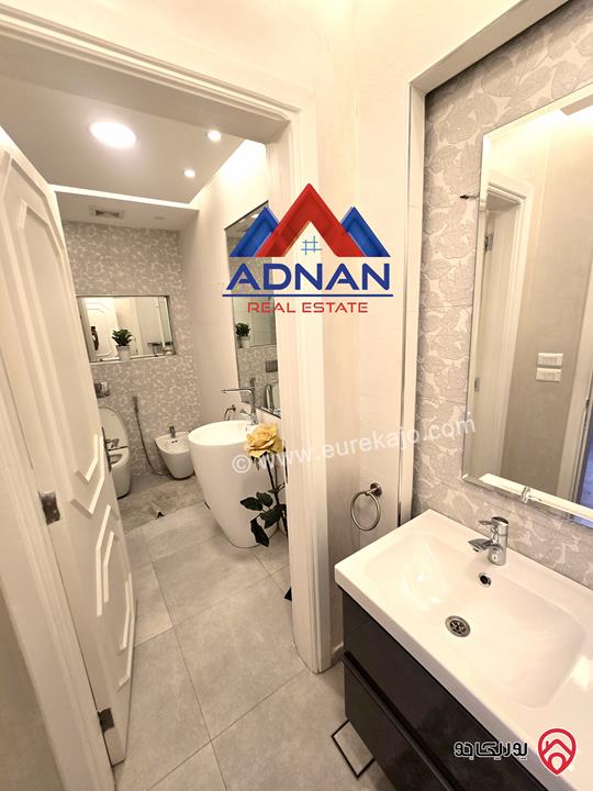 فيلا مستقلة مساحة 650م على أرض 850م مفروشة للايجار في عمان - خلدا