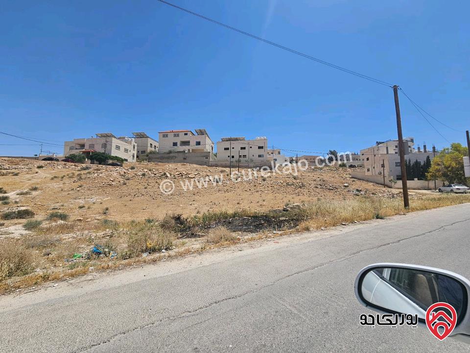 قطعة أرض على شارعين مساحة 600م للبيع في الزرقاء - ضاحية المدينة المنورة