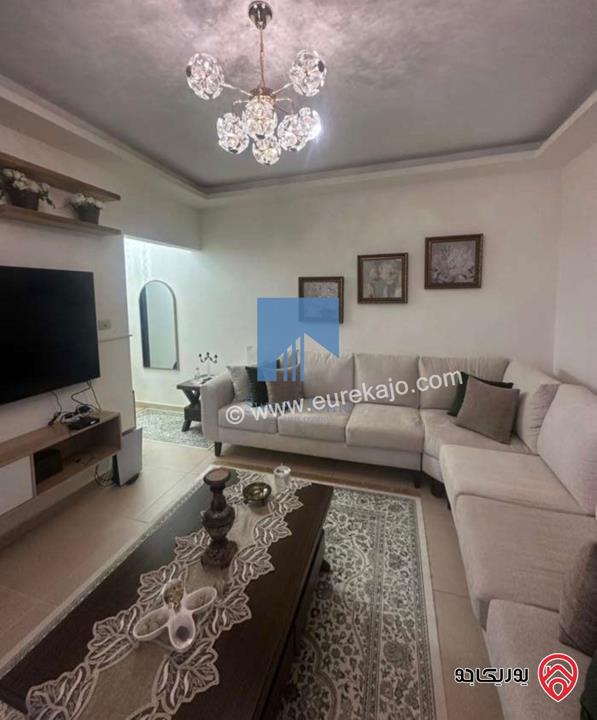 شقة مفروشة طابق ثالث 106م تشطيب سوبر ديلوكس للبيع في عمان - ضاحية الأمير راشد