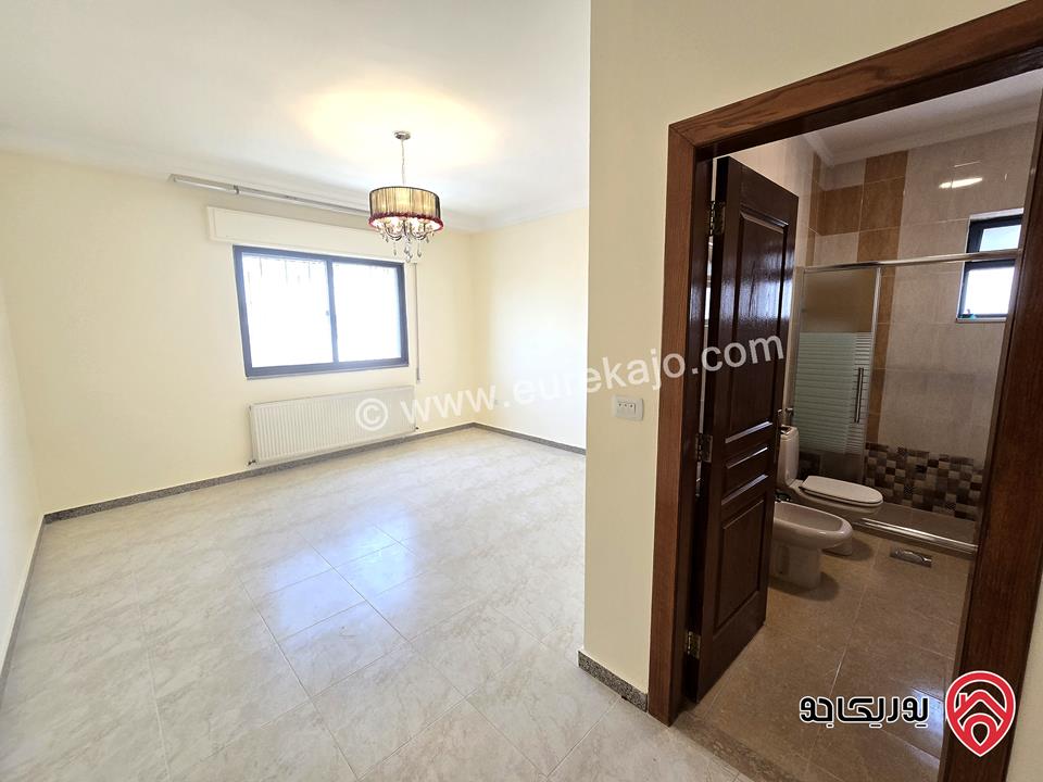 شقة طابق ثاني مساحة 190م للبيع في عمان - الشميساني