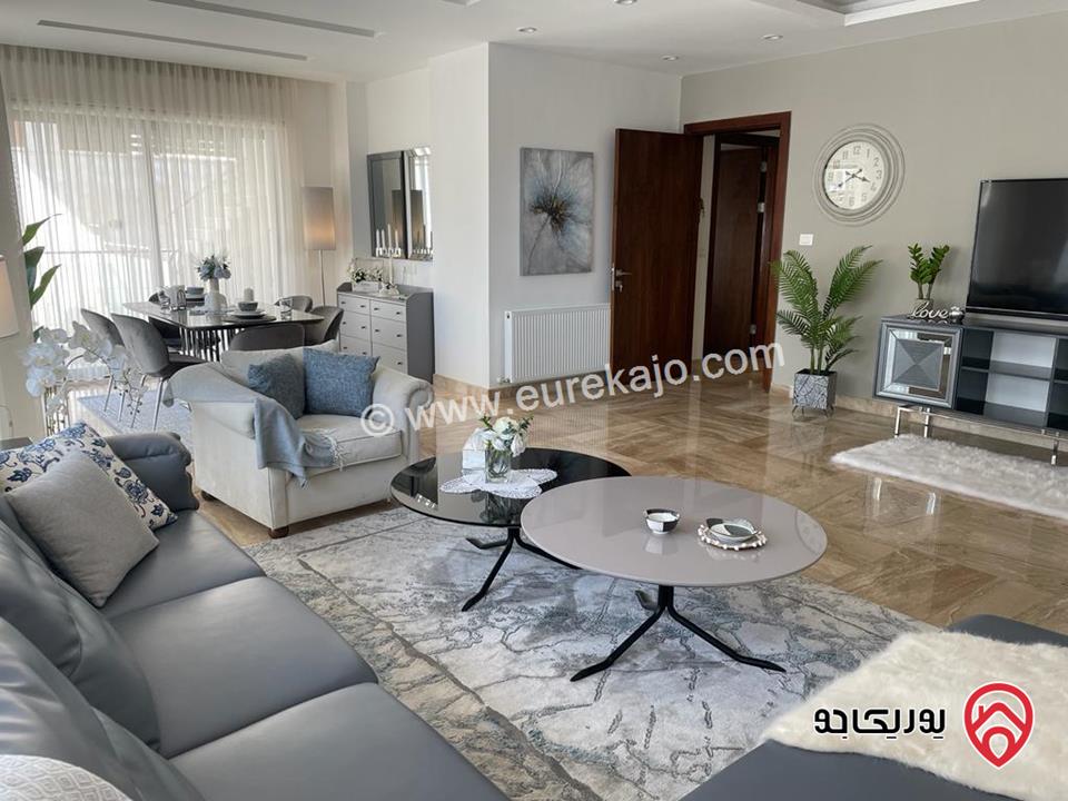 شقة فاخرة مفروشة طابق أرضي مساحة 123م للايجار في عمان - عبدون