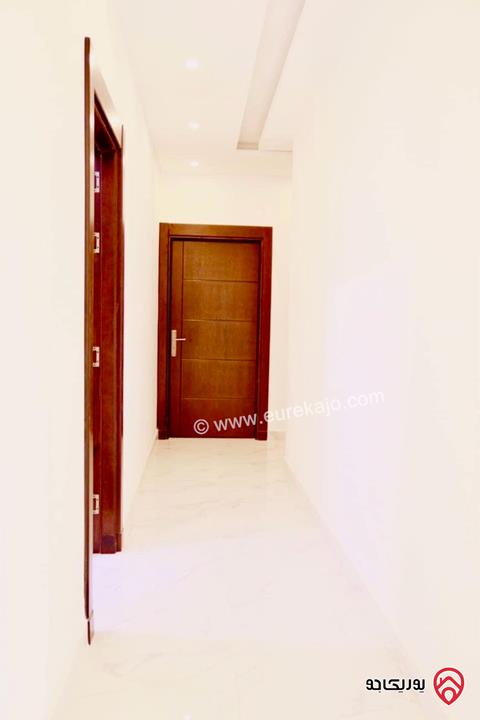 شقق فاخرة عادي و دوبلكس جاهزة للتسليم!**🏡 **مساحات تبدأ من 203 متر مربع في عمان - البيادر 