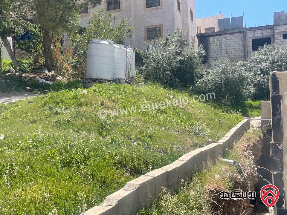 منزل مستقل مساحة 138م على أرض 745م للبيع في عمان - طبربور ارض(حجه) مش قوشان مفوضة وقريبة للتطويب