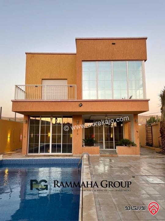شاليه مميز مساحة الأرض 350م والنباء 176م للبيع في منطقة البحر الميت ( الجوفه ) 