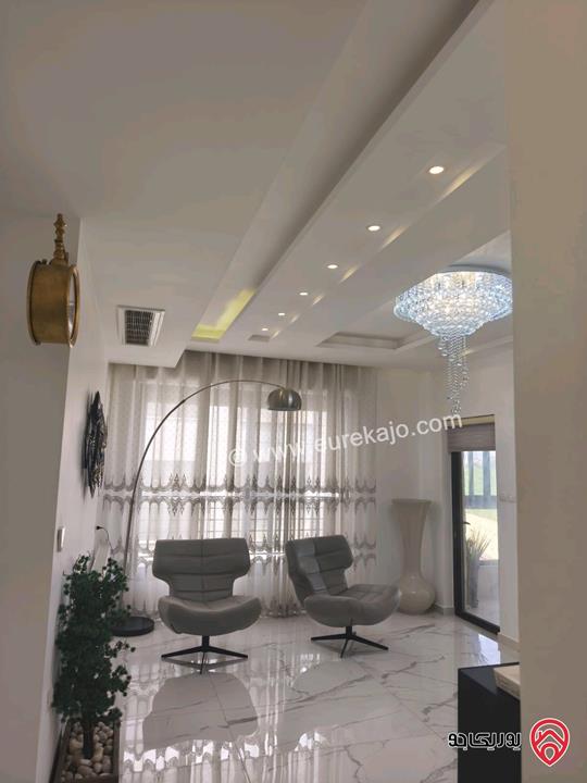 شقة طابق ثاني مساحة 150م للبيع مفروشة في عمان - الظهير