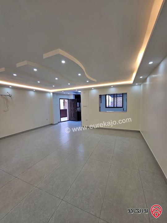 شقة طابق ارضي مساحة 100م للايجار في عمان - تلاع العلي 