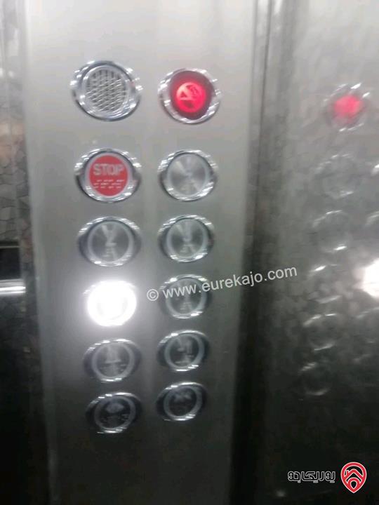 شقة مميزة طابق ثالث مساحة 92م للبيع في عمان - ابو نصير صحارى مول