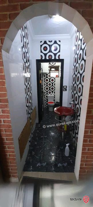 شقة طابق ثاني مساحة 173م من ڤيلا بدون مصعد بناء خاص للبيع في عمان - ضاحية الامير حسن من المالك مباشرة