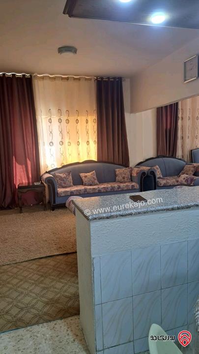 منزل مستقل مساحة 200م على أرض 330م للبيع في الكرك - الثنية