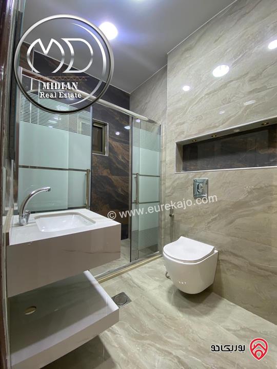 شقة للبيع في عمان - خلدا مساحة 180م طابق أول تشطيبات و ديكورات سوبر ديلوكس اطلالة رائعة بسعر مميز جداً