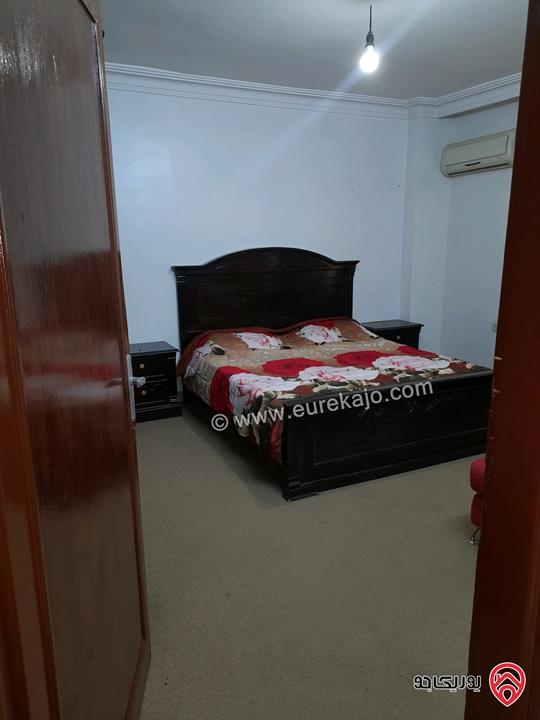 شقة مفروشة طابق اول مدخل مستقل مساحة 145م للايجار في اربد - حي الورود الشقه متوفره بتاريخ 10/20