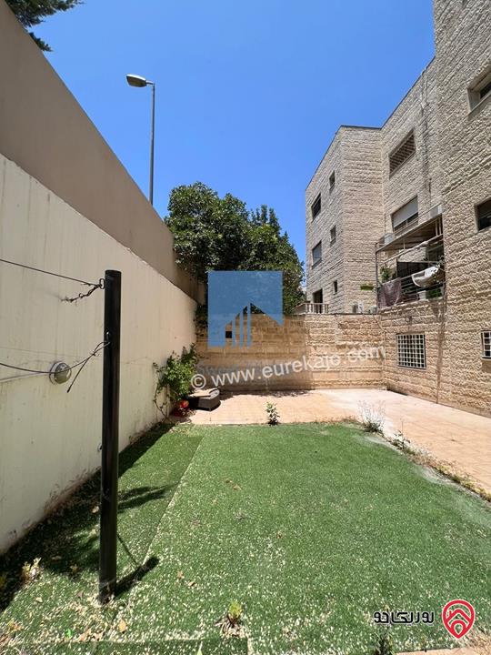 شقة أرضية مفروشة 200م مع حديقة وترسات 150م للبيع في جبل عمان 