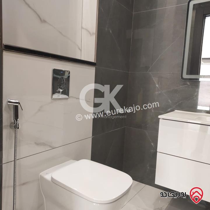 شقة ارضية مساحة 240م داخلي مع 170م خارجي للبيع في عمان - الكرسي