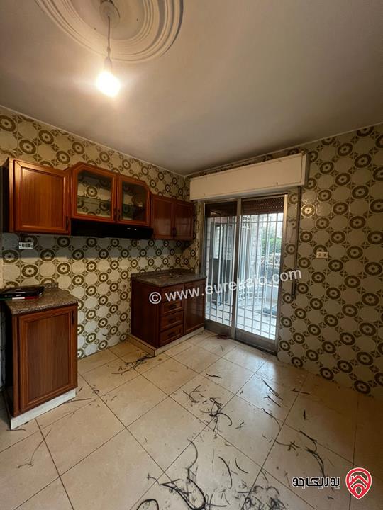 شقة طابق ارضي معلق مساحة 150م للايجار في عمان - ام اذينه