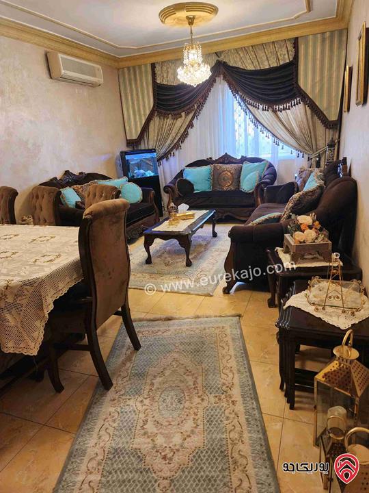 شقة طابق ارضي مساحة 132م داخلي و 35م خارجي للبيع في عمان - ضاحية الأمير حسن خلف كازية الاستقلال