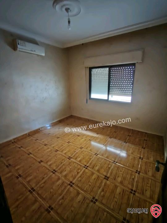 شقة أرضية مساحة 130م داخلي و 50م خارجي للبيع في عمان – طبربور