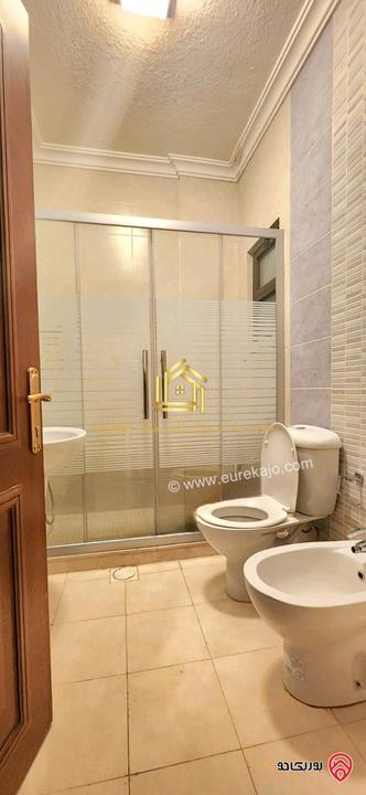 شقة فارغة سوبر ديلوكس طابق أرضي مساحة 200م داخلي و 40م خارجي للايجار في عمان - ضاحية النخيل