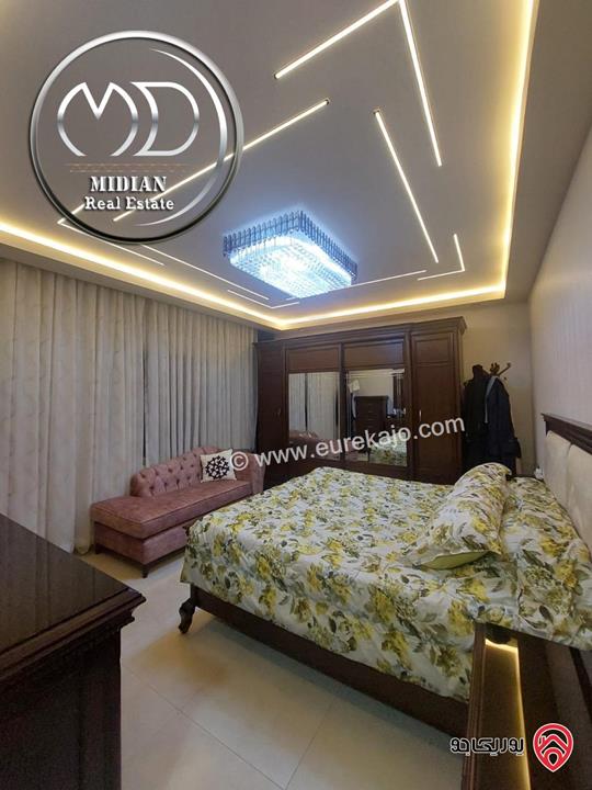 شقة ارضية للبيع في عمان - حي الصحابة مساحة 205م مع ترس و حديقة 70م تشطيبات ديكورات سوبر ديلوكس بسعر مميز