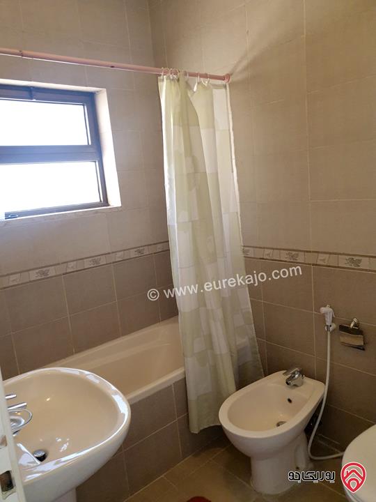 شقة مفروشة مساحة 150 متر طابق ثاني للبيع في عمان - دير غبار 