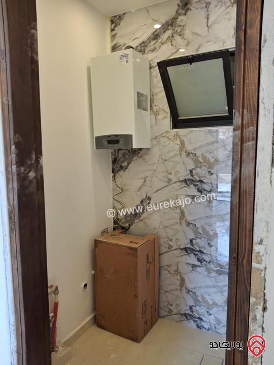 شقة شبه ارضية مساحة 200م داخلي و 50م خارجي للبيع في عمان - ابو السوس