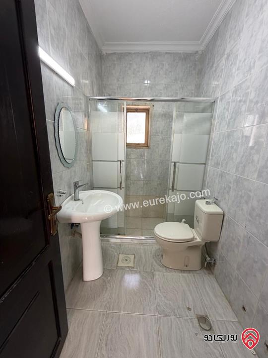 شقة ديلوكس ‏طابق ثالث مساحة 130م للبيع في عمان - الجبيهة