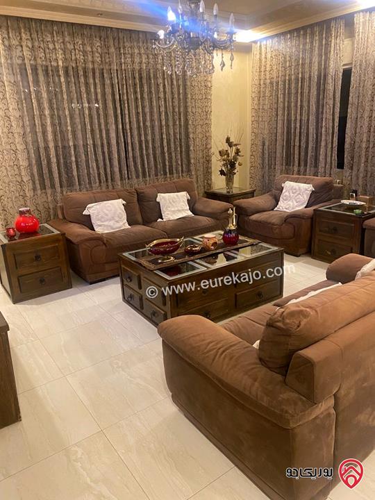 شقة طابق أول مساحة 172م للبيع في عمان - الرابية