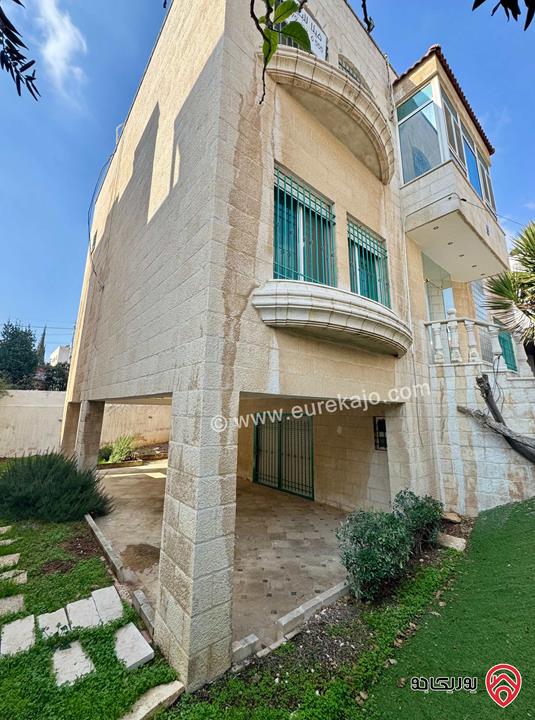 فيلا مميزة مساحة 505م على أرض 361م للبيع في عمان - دير غبار