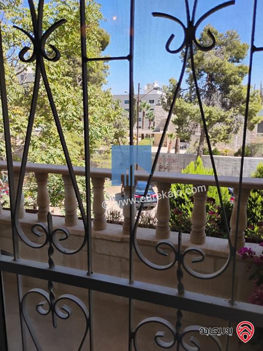 شقة فاخرة للبيع في عمان - الجندويل طابق اول 200م تشطيب سوبر ديلوكس بسعر مغري