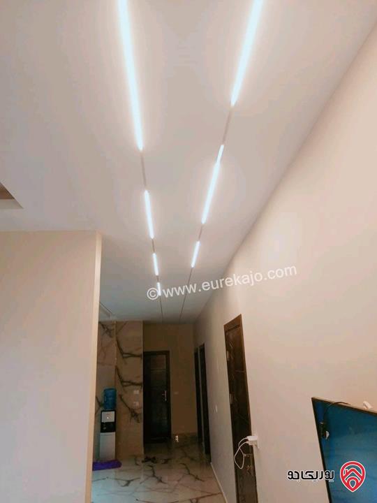 فيلا مساحة 235م على أرض 517م للبيع في الزرقاء الجديدة 