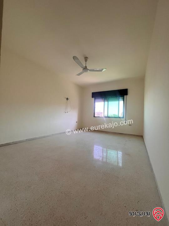 شقة طابق ثالث مساحة 100م للايجار في عمان - تلاع العلي 