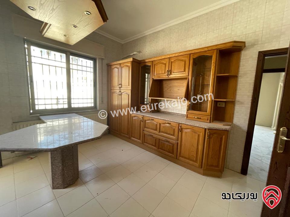 شقة فارغة مساحة 325م للإيجار في عمان - ضاحية الأمير راشد 