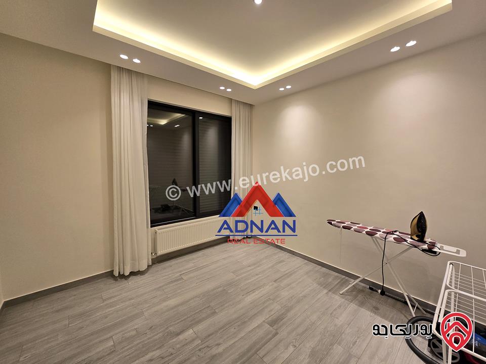 شقة ارضية جديدة مساحة 175م داخلي و 150م خارجي للايجار مفروشة في عمان - دير غبار