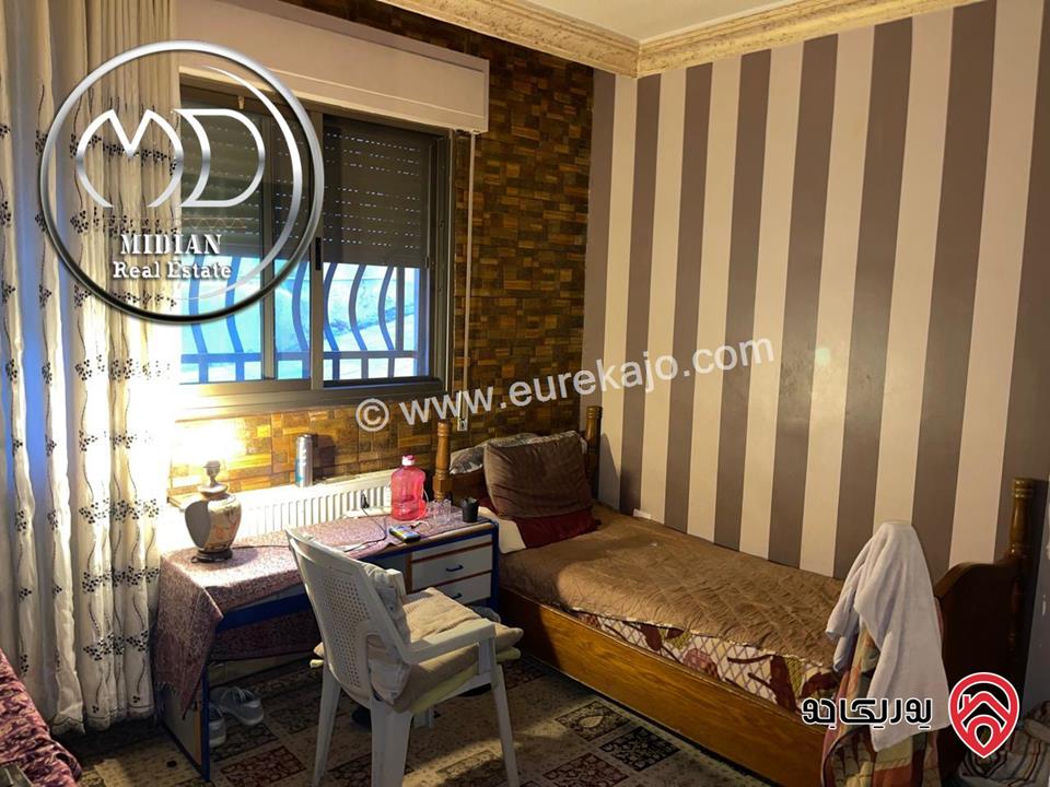 شقة شبه ارضي للبيع في عمان - ضاحية الرشيد مساحة 175م مع ترس 60م تشطيبات سوبر ديلوكس بسعر مميز