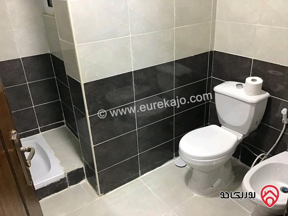 رووف طابق ثاني فني مساحة 330م للبيع في اربد - الحصن