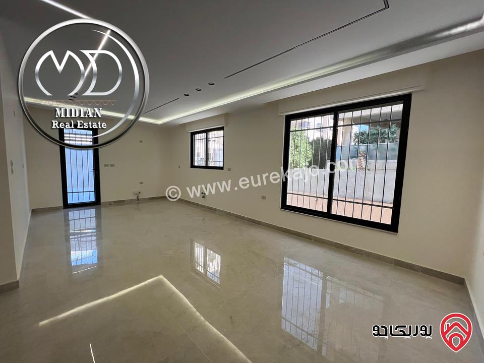 شقق شبه ارضي جديدة للبيع في عمان - ام اذينة مساحات 165م & 185م مع تراسات و حدائق تشطيبات ديكورات عصرية فاخرة 