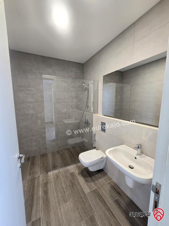 شقة دوبلكس مميزة طابق اخير مع روف مجموع المساحة 350 متر مربع للايجار في عمان - دير غبار