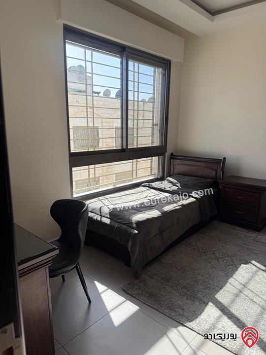 شقة فاخرة مساحة 200م طابق ثالث للبيع في عمان - خلدا العوجانيه