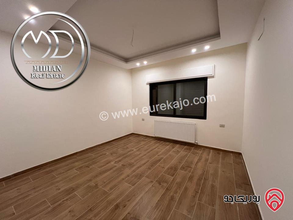 شقق شبه ارضي جديدة للبيع في عمان - الظهير مساحات 165م & 190م مع تراسات تشطيبات ديكورات فاخرة بأسعار مميزة جداً . 