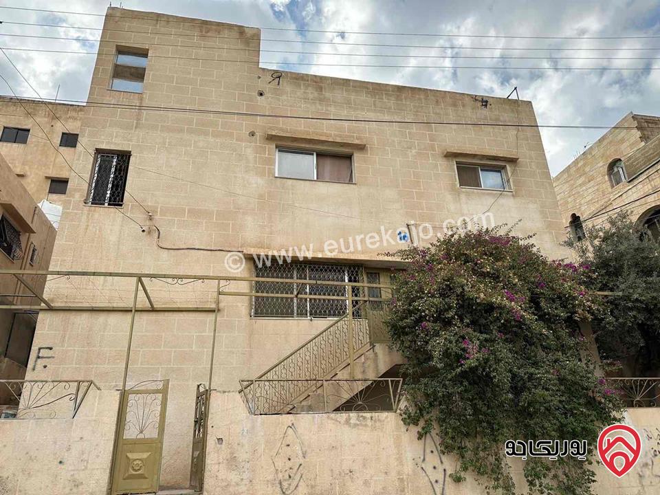 بناية سكنية على أرض 225م للبيع في عمان - منطقة ام نوارة 